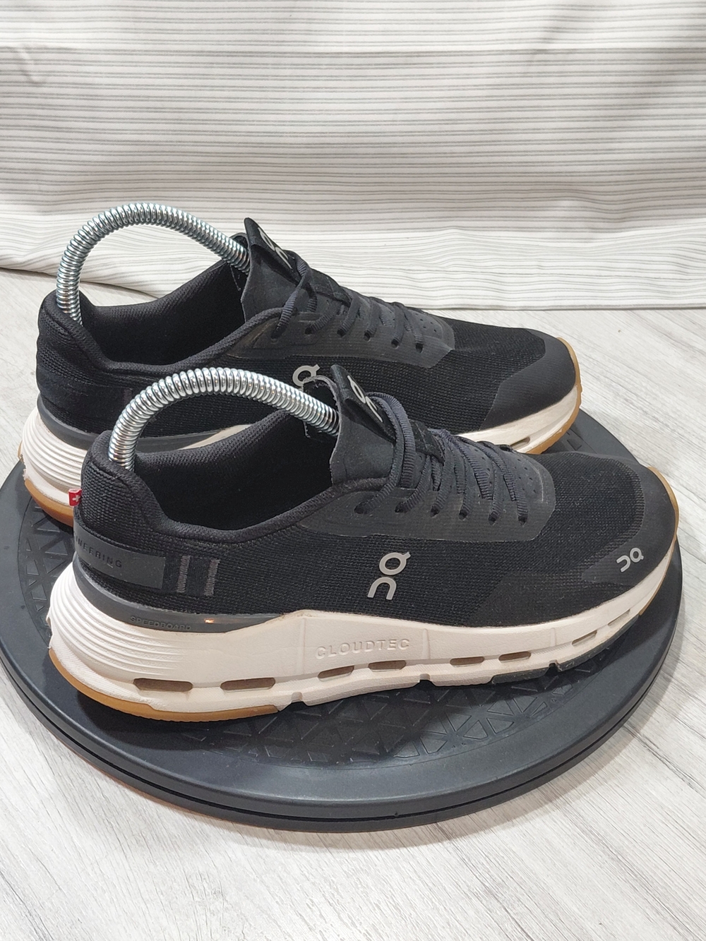 On Running Womens Cloudnova Form 2 Lifestyle Athletic Shoes Black Ivory SIZE 6 - Picture 2 of 14